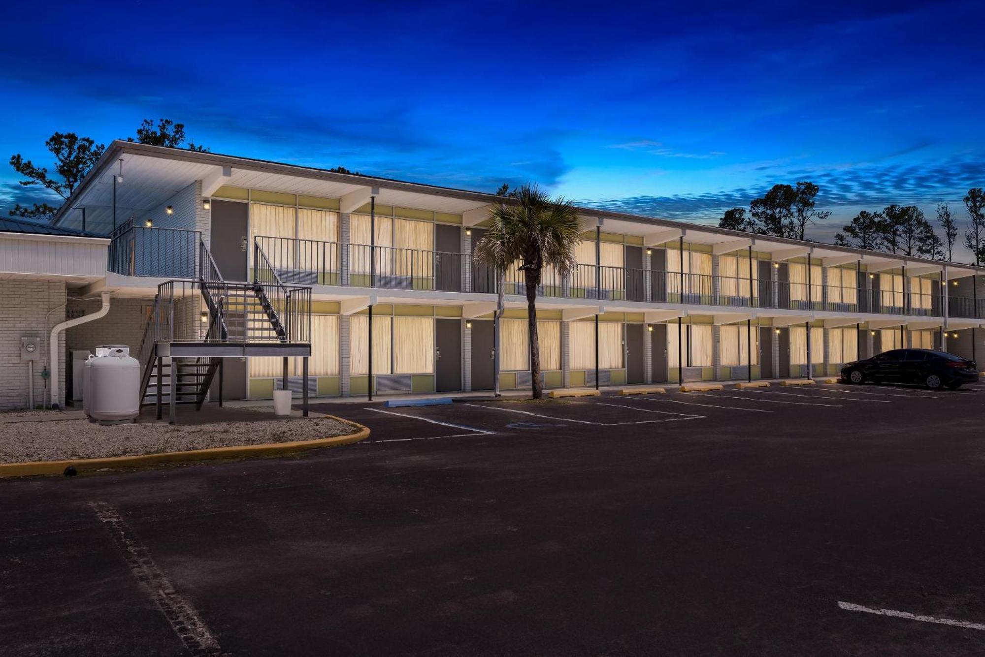 Econo Lodge Jennings 외부 사진
